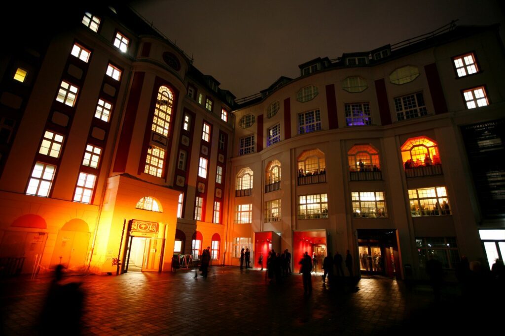 Admiralspalast Berlin Ansicht aussen nacht