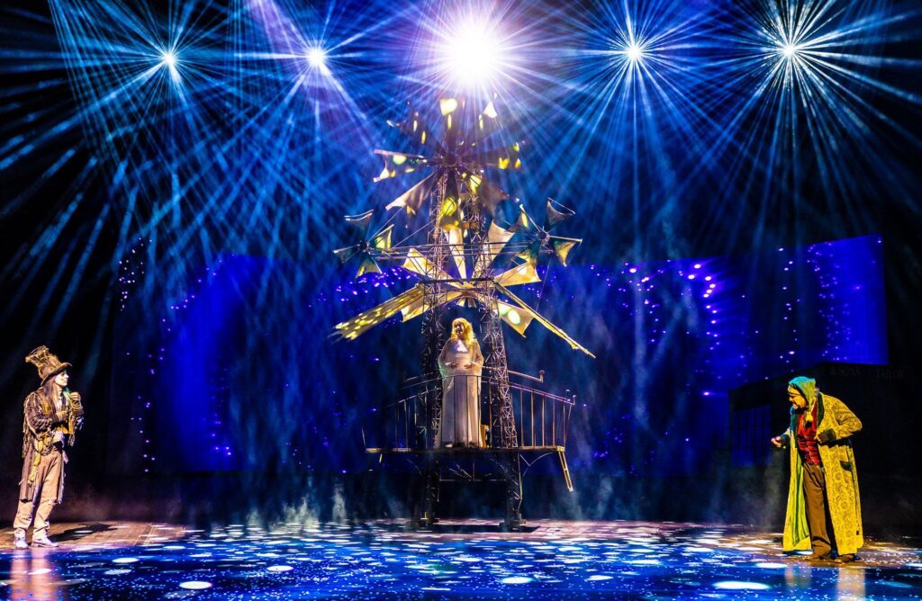 Szene aus dem Musical Der Geist der Weihnacht im Festspielhaus Neuschwanstein