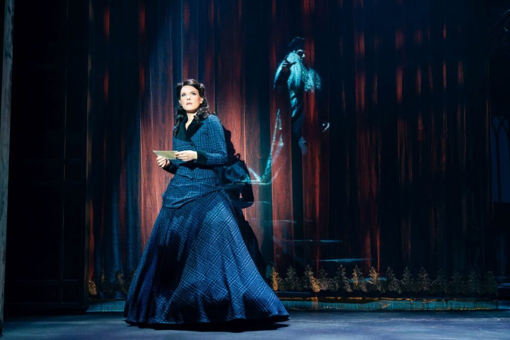 Dracula Tour Musical - Mina