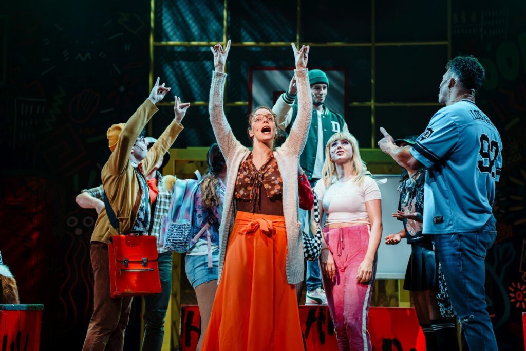 Fack Ju Göhte Musical Lisi und Ensemble