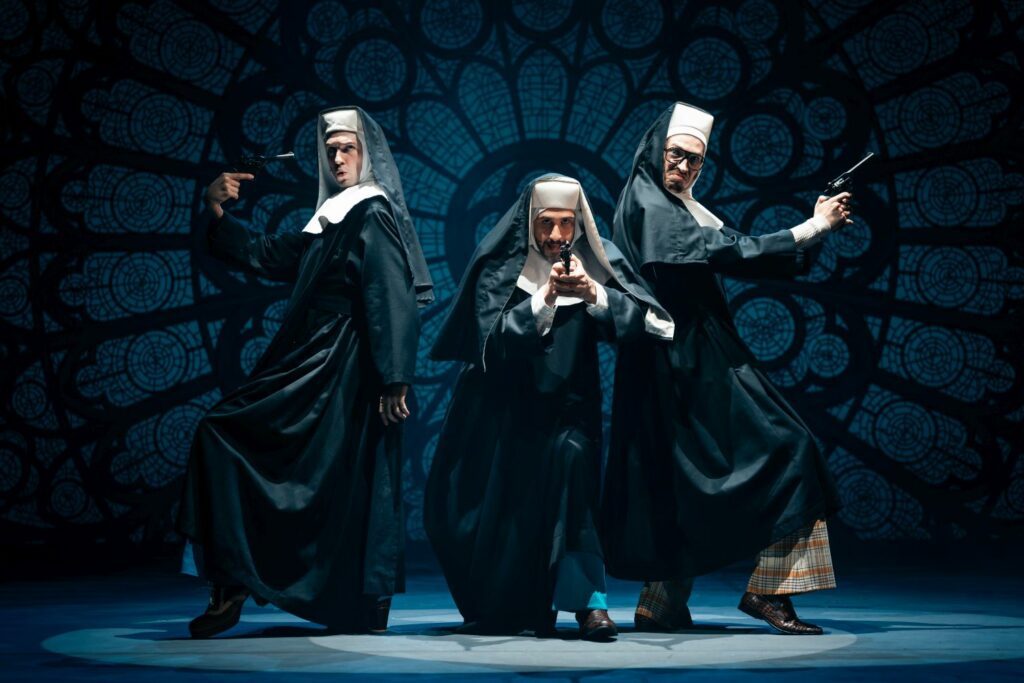 Sister Act Showslot Gangster als Nonne verkleidet